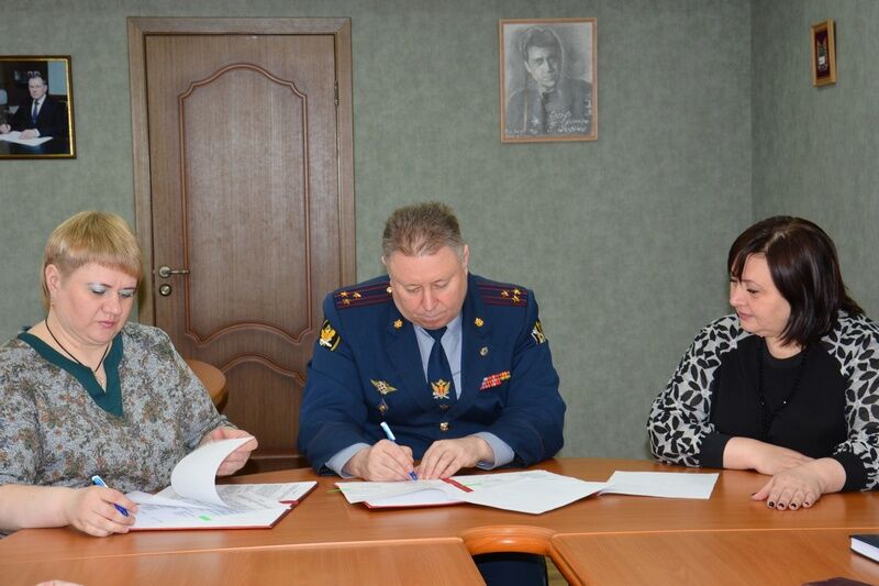 В Зауралье уполномоченные по правам человека и по правам ребенка подписали соглашения с УФСИН