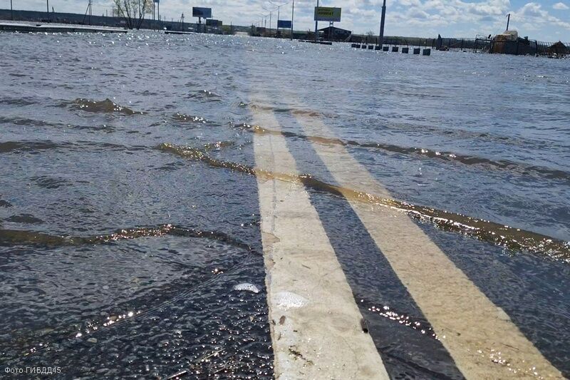 В Кургане автобусы начнут ходить по Тюнина после паводка