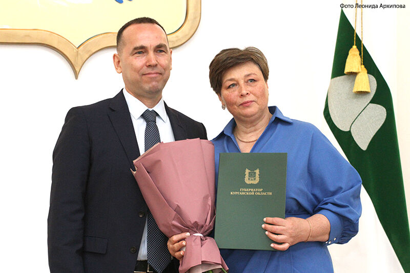 В Кургане наградили лучших работников сферы здравоохранения