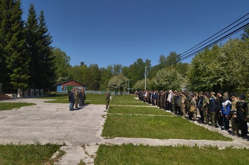 В Кургане 400 старшеклассников прошли учебные военно-полевые сборы