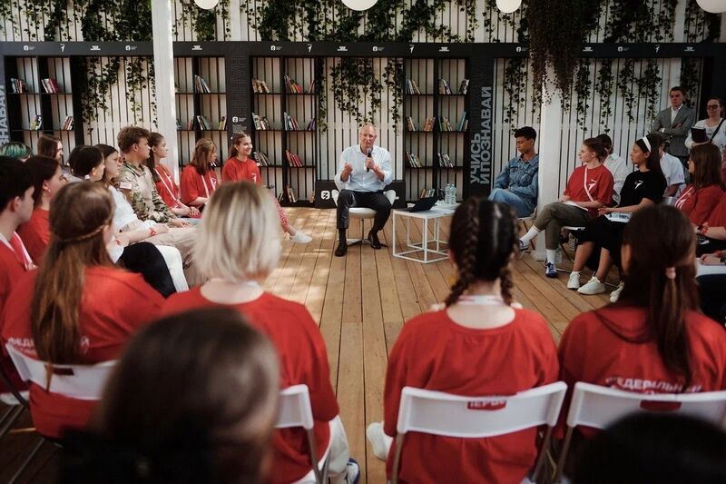 Курганские выпускники школ могут выбрать важные для страны профессии