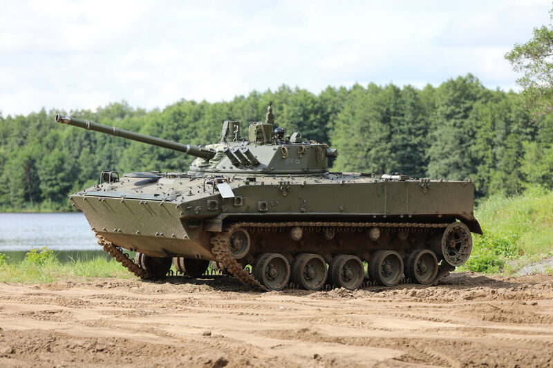 Курганмашзавод ко Дню ВДВ поставил новую партию боевых машин десанта