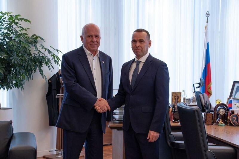 Курганский губернатор встретился с главой крупнейшей российской оборонной госкорпорации