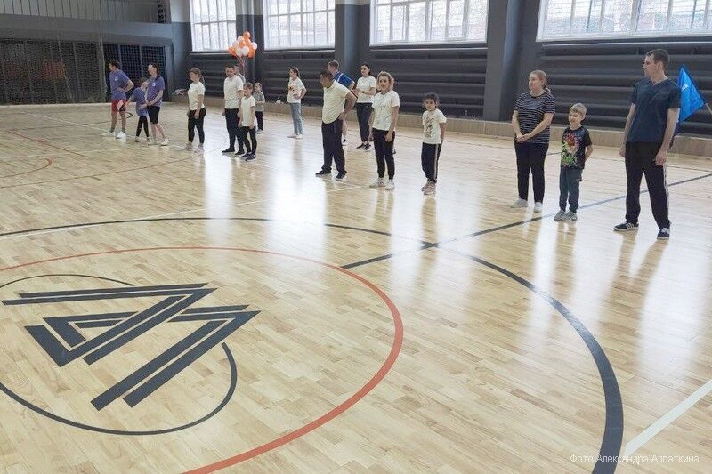 Крупнейший завод Кургана передал в собственность муниципалитета важный спортивный объект