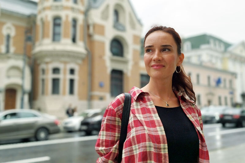 В московском издательстве «Наш современник» вышла книга поэта из Кургана Марины Перовой «По усталой воде»