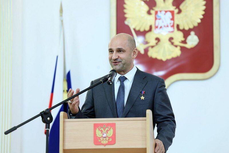 Курганцы принимают поздравления в связи с присвоением областному центру звания «Город трудовой доблести»