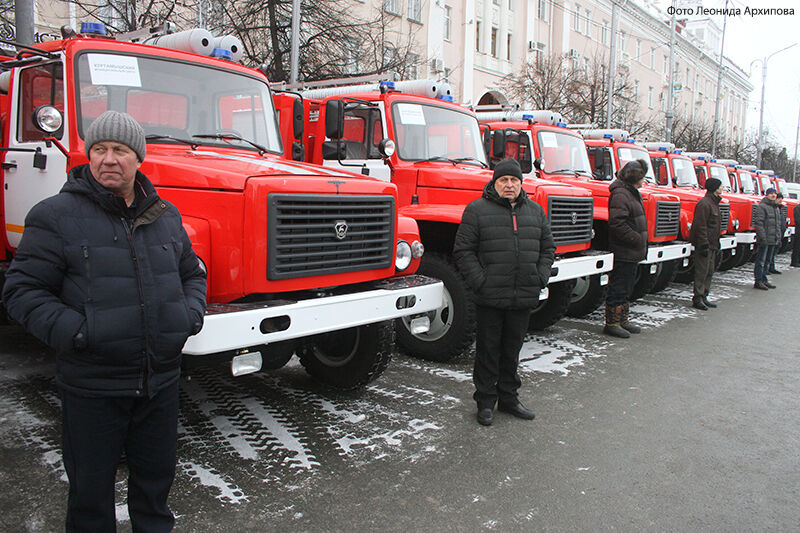 20 новых пожарных машин разъехались по Зауралью