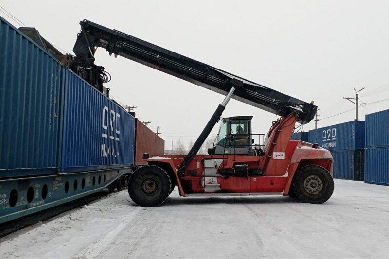 Из Кургана в Китай впервые отправлен груз зерна в контейнерах