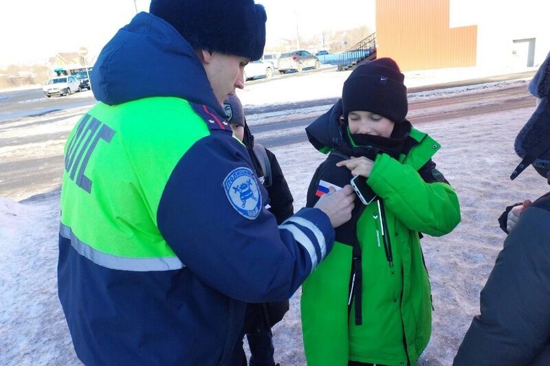 В Кургане родительские патрули вместе с полицейскими проверяют соблюдение школьниками ПДД