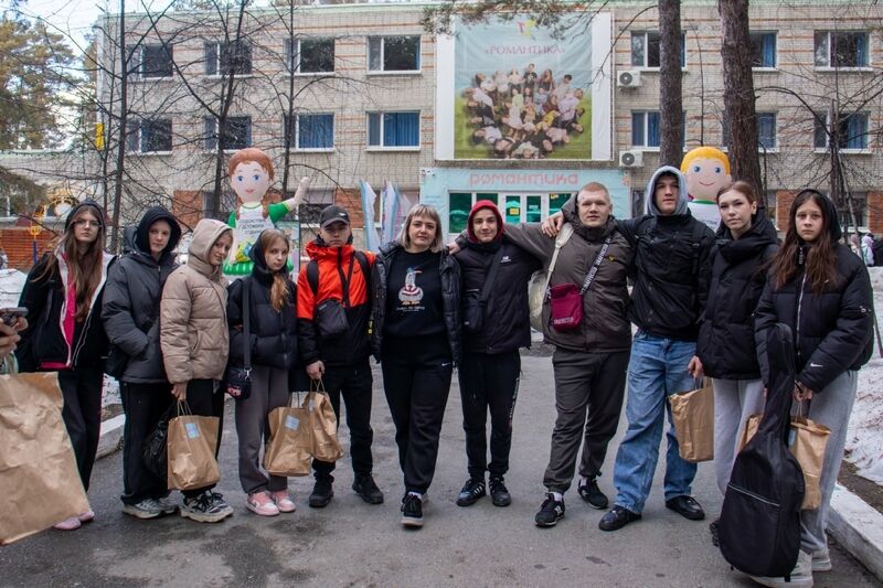 В Зауралье приехали дети и педагоги из Краснодона