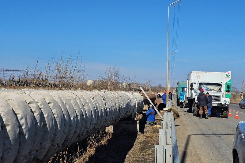 В Кургане в третий раз проверят на прочность трубопровод на улице Мостостроителей