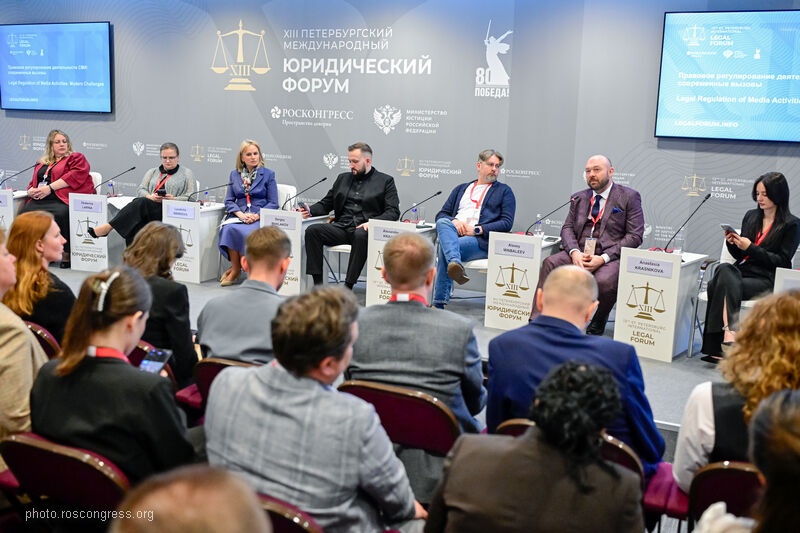 Копий фейков в России становится меньше, но их опасность возрастает