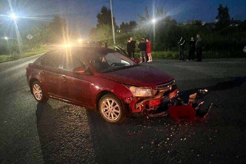 Молодой мотоциклист без прав пострадал в ДТП в Курганской области