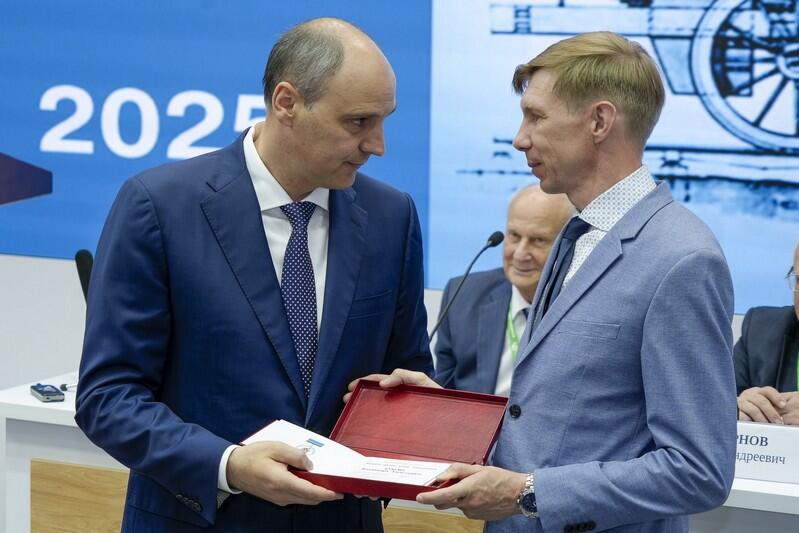 «Хромпик» удостоен престижных наград на ИННОПРОМ-2025