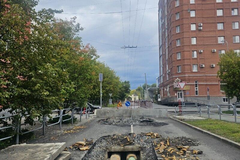 В Кургане продлили ограничение движения по улице Комсомольской до 30 августа