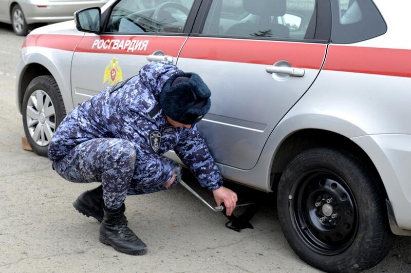 В Зауралье водителям групп задержания пришлось стрелять и бегать