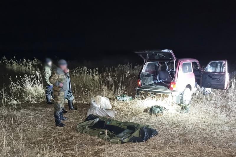 Троих жителей Петуховского округа задержали за незаконную добычу рыбы из
арендованного водоема