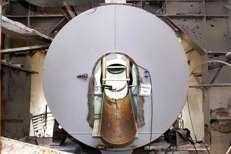 На Курганской ТЭЦ заменили уникальный аппарат для очистки воды после десятилетий
				работы