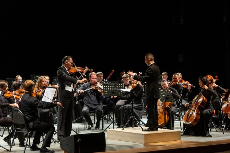 Карэн Шахгалдян в Кургане: «Никогда не будем играть классику на стадионах. Может,
и не надо»