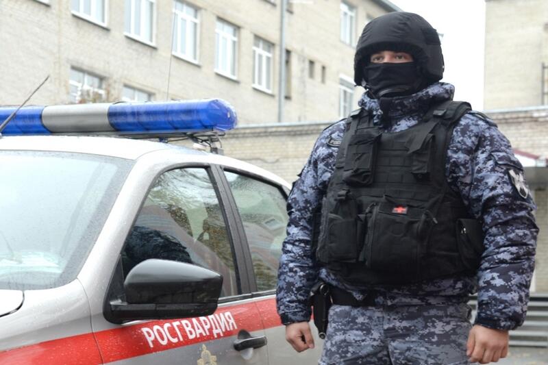 С начала года курганские росгвардейцы десять тысяч раз выезжали по сигналу
				«тревога»