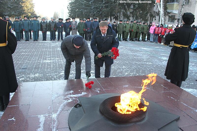 Митинг, посвященный Дню Героев Отечества