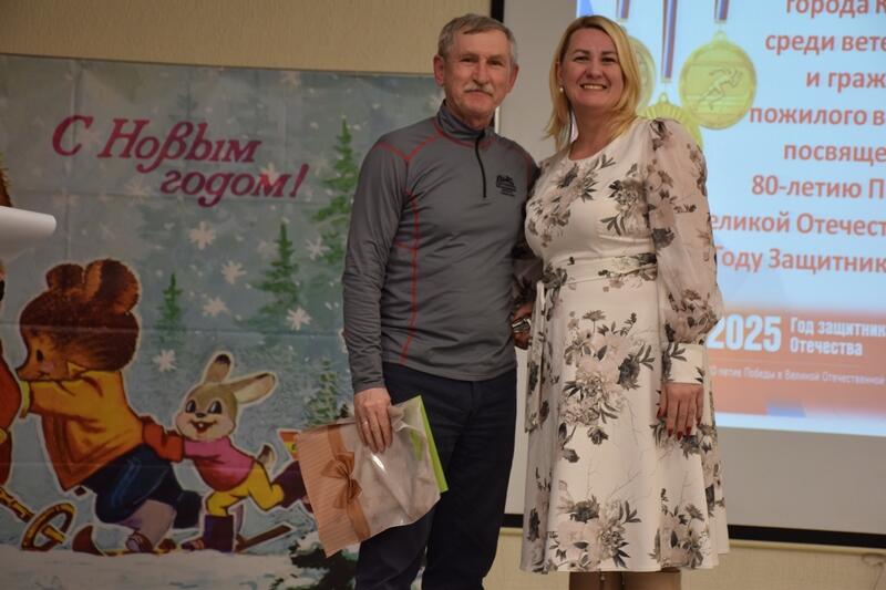 В Кургане более 500 человек приняли участие в первой городской спартакиаде среди
ветеранов и людей пожилого возраста