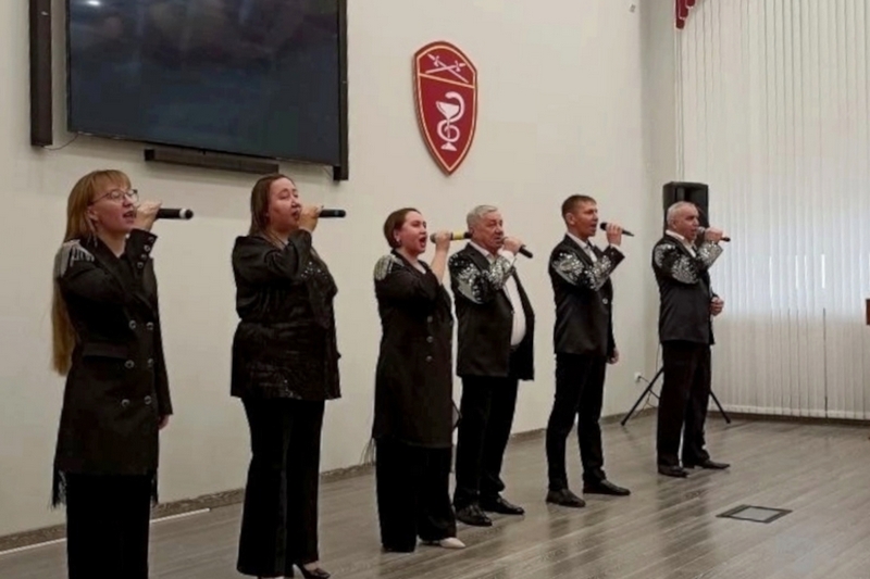 Ветераны войск правопорядка из Зауралья передали гуманитарную помощь находящимся на лечении бойцам СВО