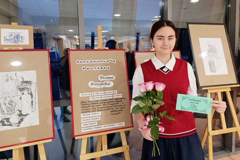 В Новосибирске открылась персональная выставка внучки великого ортопеда XX столетия Гавриила Илизарова