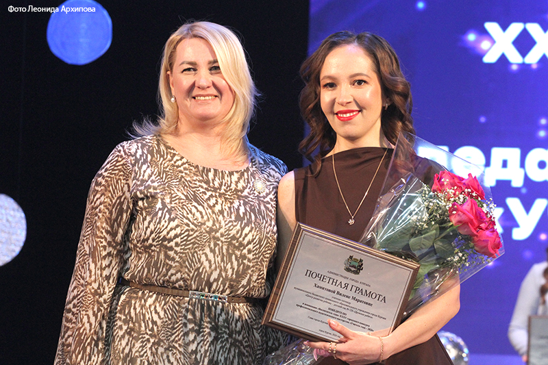 Победитель в номинации «Воспитатель года» Вилена Хамитова, учитель-логопед детского сада № 126