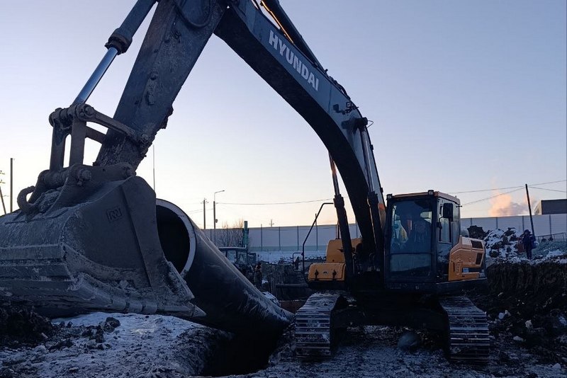 В Кургане заменят разрушенный канализационный коллектор на улице Омской