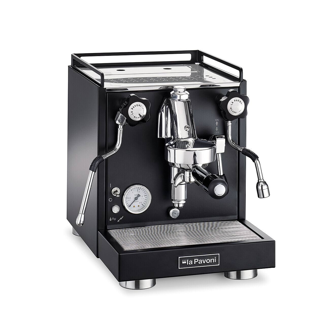 Полупрофессиональная кофемашина La Pavoni для домашней кофейной зоны