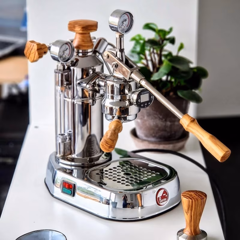 Кофемашина La Pavoni Europiccola в домашней кофейной зоне