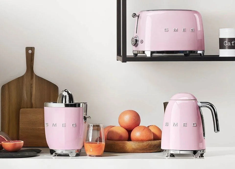 Розовые мечты Smeg