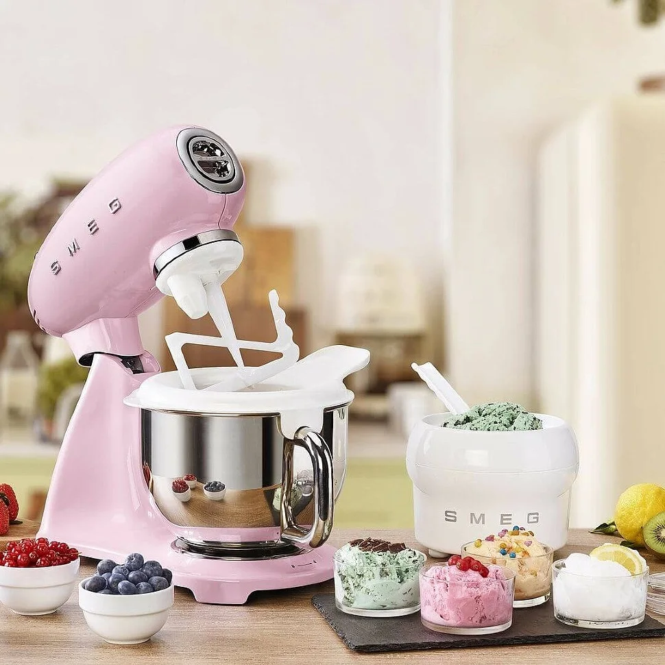 Розовые мечты Smeg