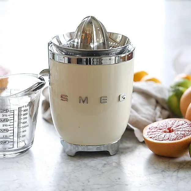 Соковыжималка для цитрусовых Smeg