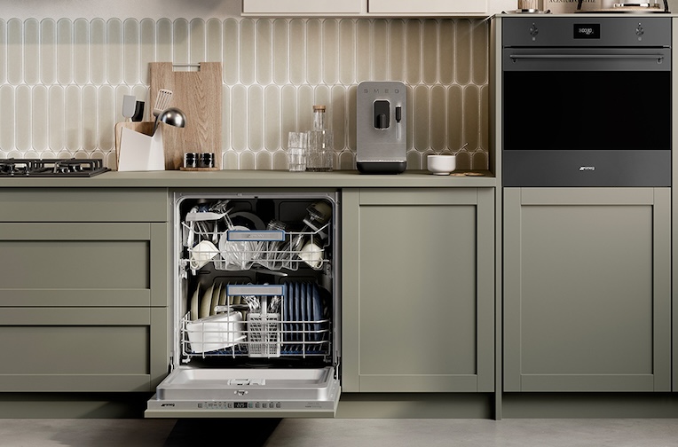Как выбрать встраиваемую посудомоечную машину Smeg