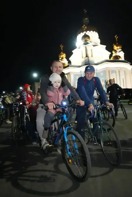 Сотни велосипедистов проехали по улицам Саранска