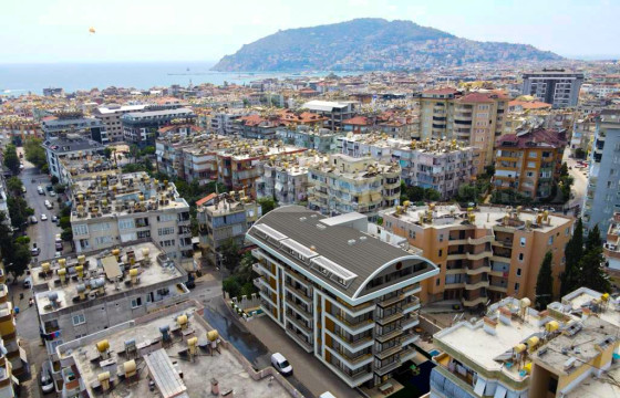 Апартаменты от 52 до 148 м2 в минутной доступности от пляжа и порта в центре Алании. в Турции - фото 4