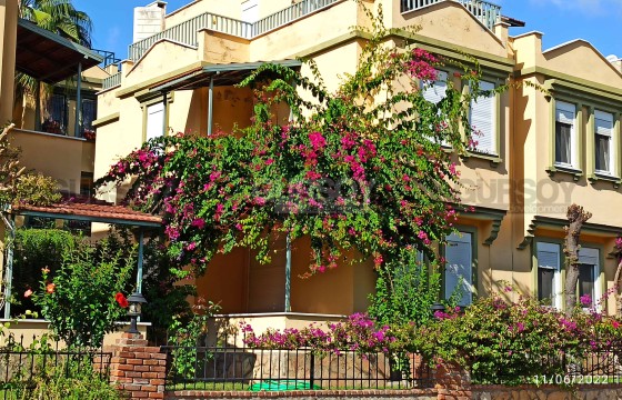 Бюджетная вилла 3+1 в двух минутах от моря в районе Конаклы, 145 м2. в Турции - фото 2