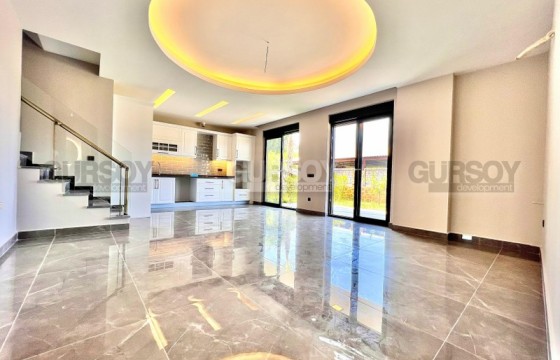 Садовый дуплекс 4+1 в новом комплексе в районе Оба, 180м2 в Турции - фото 4