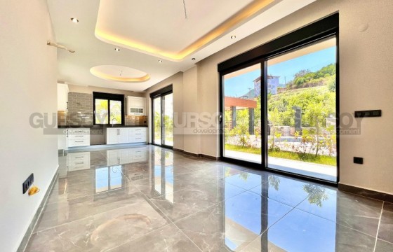 Садовый дублекс в новом комплексе в престижном районе Оба. 4+1, 180м2 в Турции - фото 1