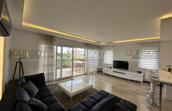 Меблированная квартира 3+1 в районе Конаклы, 189м2 в Турции - фото 9