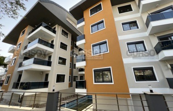 Меблированная квартира 1+1 в современном ЖК в центре Алании, 50 м2 в Турции - фото 1