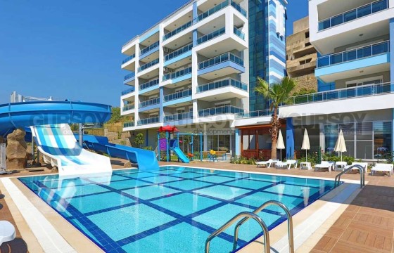 Просторная меблированная квартира 2+1 в шикарном ЖК всего в 300 м от моря в Кестеле, 120 м2 в Турции - фото 4