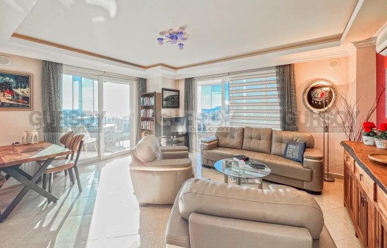 Панорамная квартира с видом на море и горы, на 10-м этаже в современном районе Махмутлар в Турции - фото 8