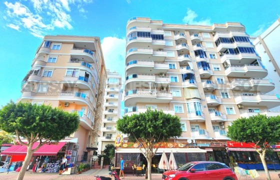 Просторная квартира с видом на море в 100 метрах от пляжа в Турции - фото 1