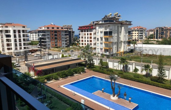 Трехкомнатные меблированные апартаменты в районе Кестель в Турции - фото 12