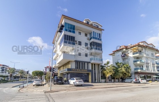 Двухуровневая квартира 3+1 с видом на море в Турции - фото 1