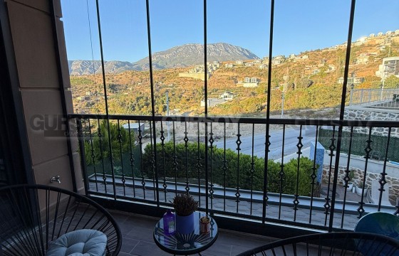 Просторная вилла в премиальном комплексе вилл в районе Каргыджак в Турции - фото 1