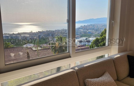 3+1 вилла с видом на море и замок всего в 400 метрах от пляжа в Турции - фото 1